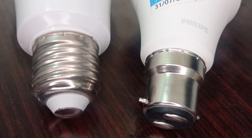 Why Is My Light Bulb Flashing When It's Off? | howtoimprovehome.com